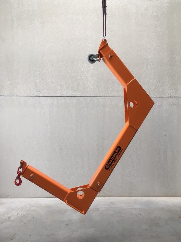 Glas plaatsen met een glaszuiger van MD Lifting